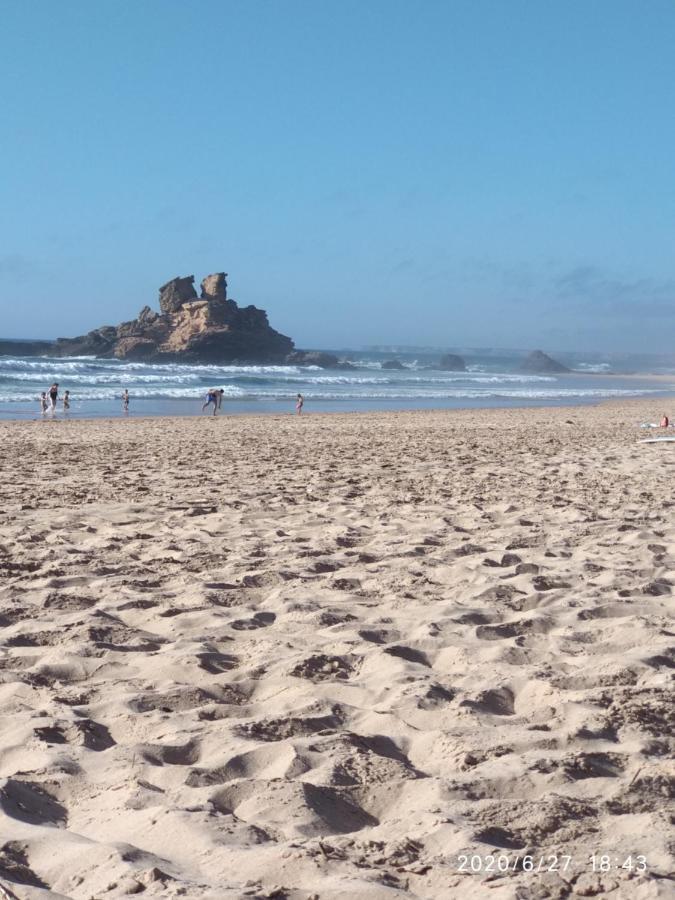 Home Village Vila do Bispo Bagian luar foto